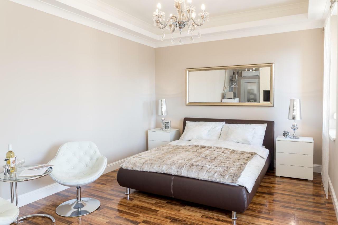 Derin Apartament